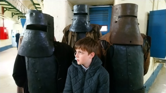 46,25,387,397.688538