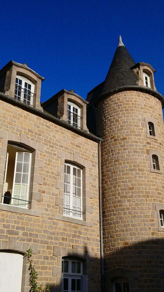 81149938_707175439688791_7799159640255627264_n